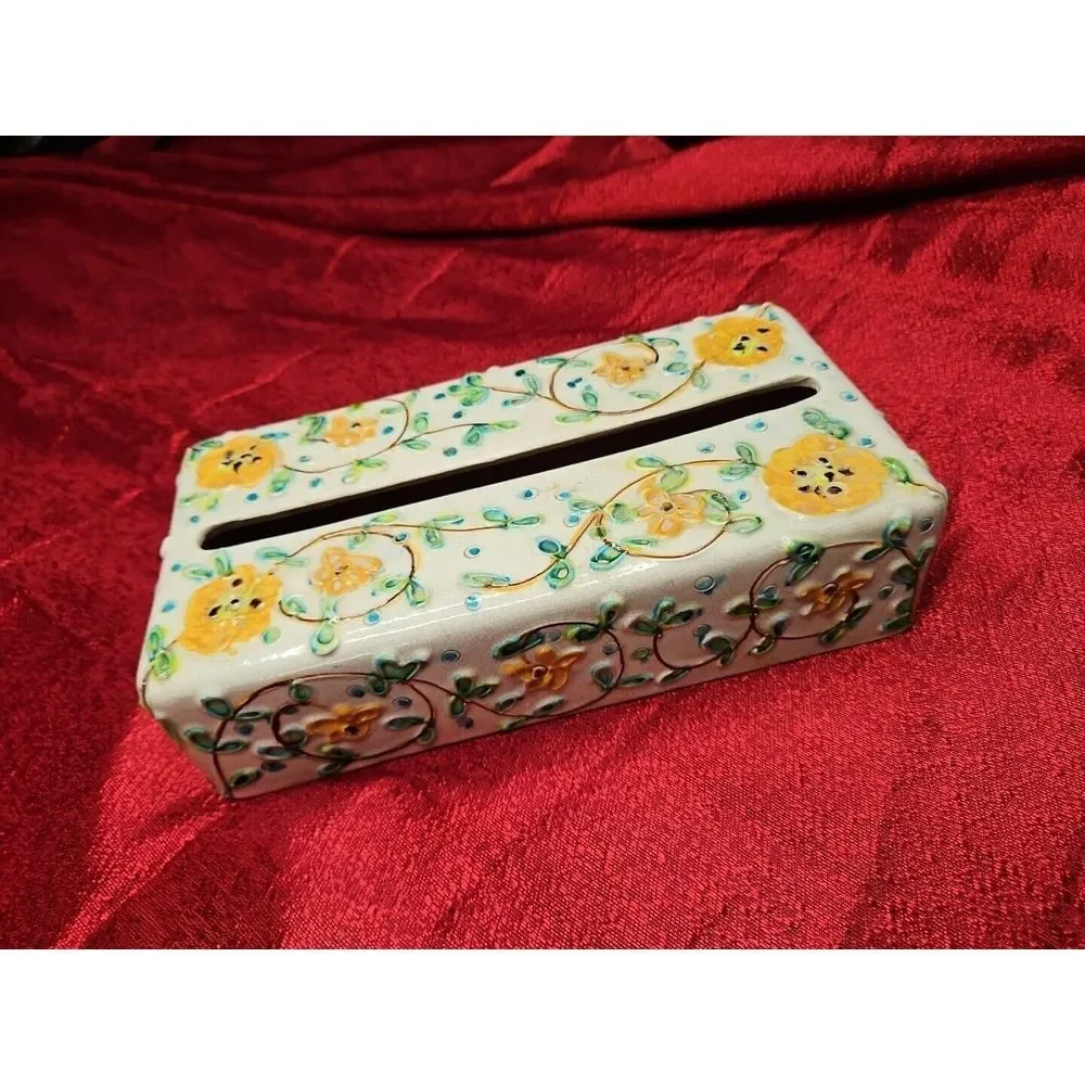 Vintage Italy MAJOLICA Tissue Box‎ Holder Porcelain MCM Italian HIGH RELIEF